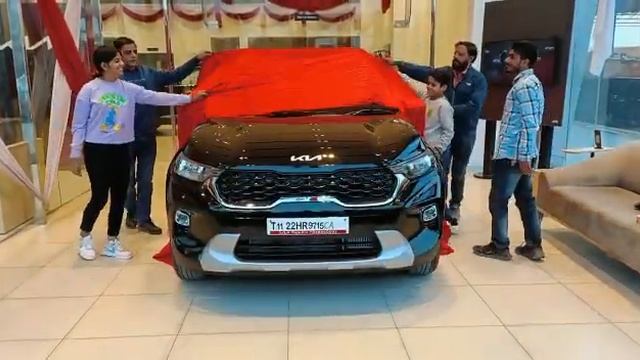 NEW KIA BLACK CAR смотреть онлайн