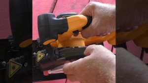 Аккумуляторная циркулярная пила DEKO (3638) DKCS20 20 В, 165 мм, 2х3.0 Ач 063-4024