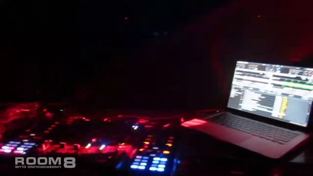 UDSS NIGHT part 4 GONZO @ ROOM 8 WEEKEND 2012 смотреть онлайн