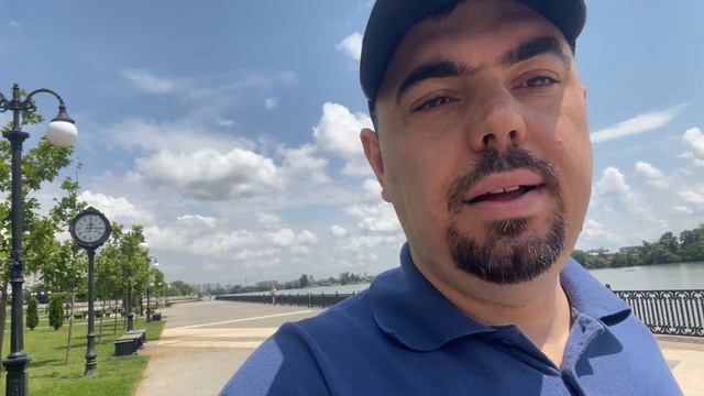 Чем отличается пессимист от оптимиста? Главный секрет - как убрать заикание. Александр Кабаник. смотреть онлайн