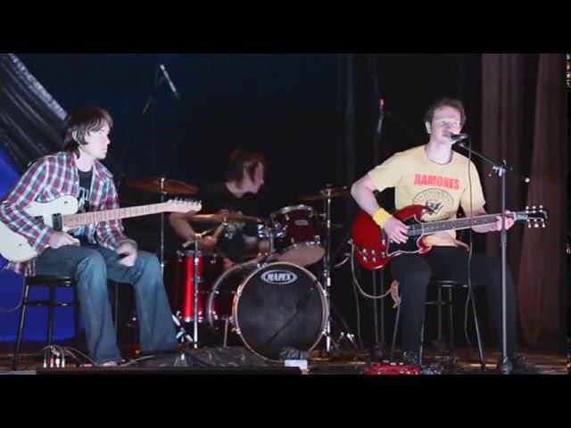 С Днем Молодежь смотреть онлайн