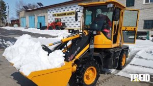 РАБОТА ФРОНТАЛЬНОГО ПОГРУЗЧИКА REDSTAR 150 ЧИСТКА СНЕГА.mp4