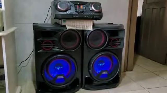 MINI SYSTEM CL98 TOCANDO MUSICA DE RACHA, PEQUENO QUE TOCA FORTE! смотреть онлайн