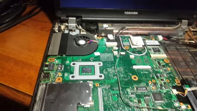 Оживляем старичка Toshiba satellite l300- 11e смотреть онлайн