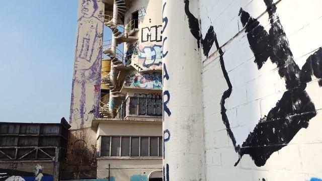 OLYMPUS MJU I VS OLYMPUS MJU II: Test with a roll of Agfa HDC Plus 100 смотреть онлайн