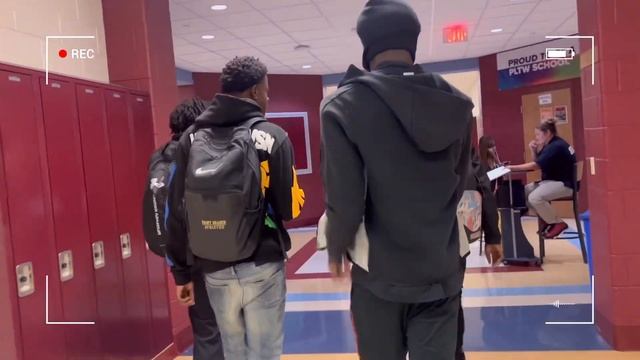 Random HighSchool Vlog? + Asking freaky questions?? (high school edition) **MUST WATCH** смотреть онлайн