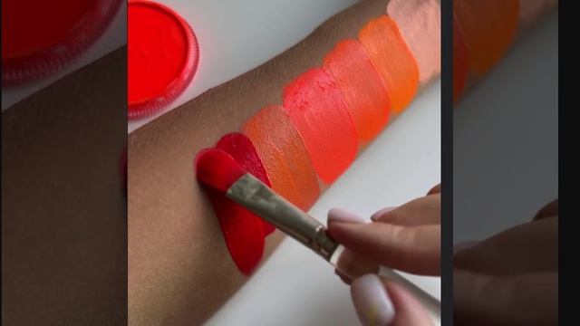 стандартный красный