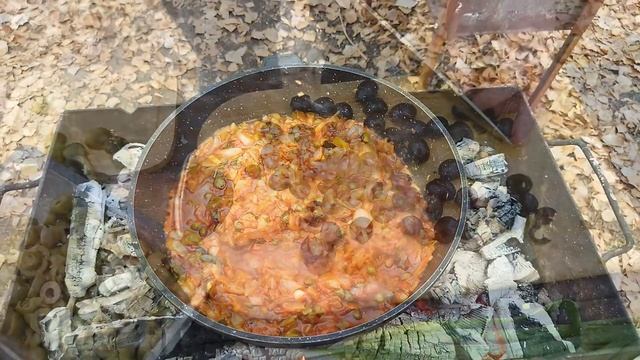 Как приготовить вкуснейшую солянку на природе | How to cook a delicious hodgepodge in nature смотреть онлайн