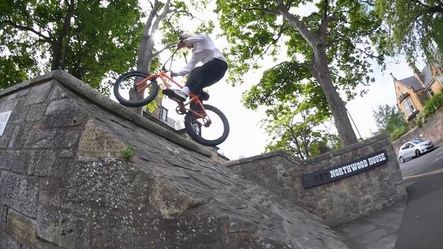 BSD BMX / RORY McLEAN смотреть онлайн