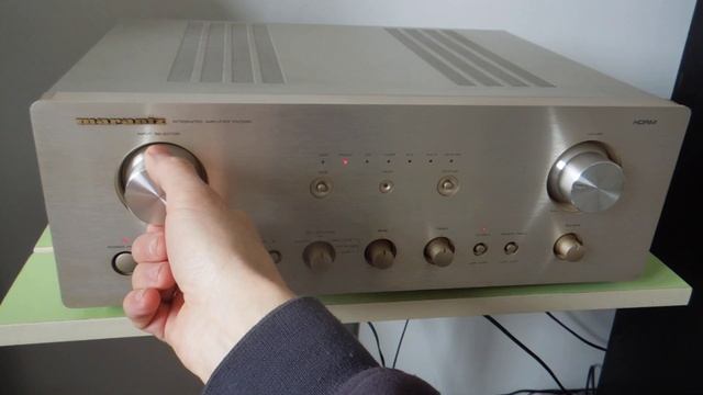#hifiaudio  Marantz PM-7200 Pre-Main Amplifier