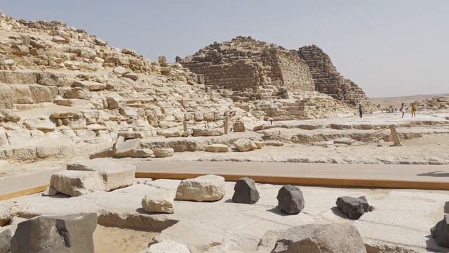 Egypt. Cairo. Giza. Pyramids. Египет. Каир. Сфинкс на плато Гиза смотреть онлайн