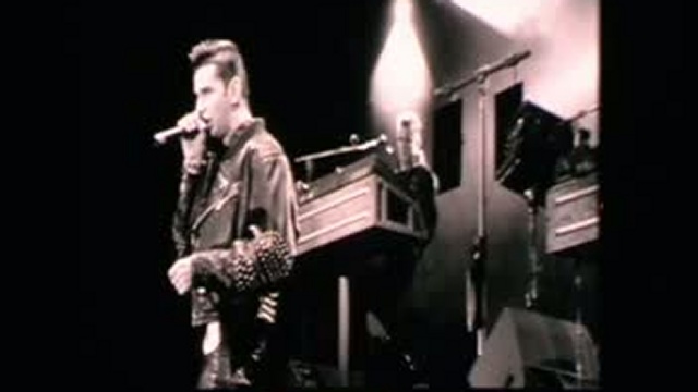 4. The Posters Came From The Walls смотреть онлайн