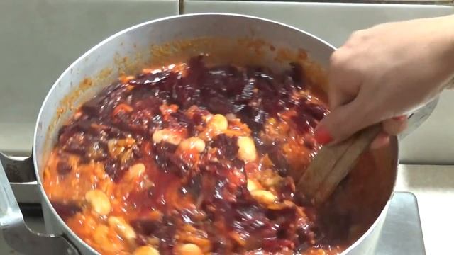 Борщ в банке с фасолью, Новый рецепт на зиму, Хранится в квартире. смотреть онлайн