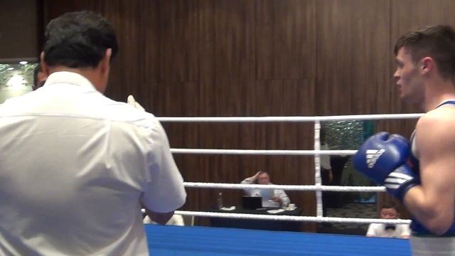 Sofiane Oumiha vs James McGivern (03/05/2017) смотреть онлайн