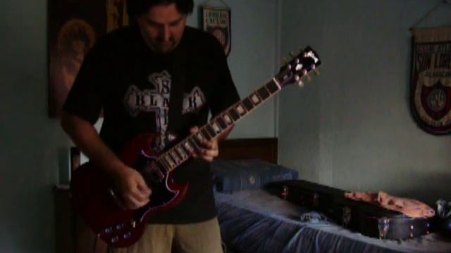 ROCK AN ROLL GIBSON SG ROLAND CUBE 80X BOSS ME-70 смотреть онлайн