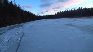 Ледоход на горной реке / Рыбалка с аэролодкой