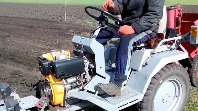 т-012,посадка картошки. смотреть онлайн