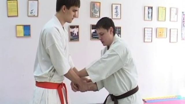 Киокусинкай каратэ. Советы по самообороне часть 4 смотреть онлайн
