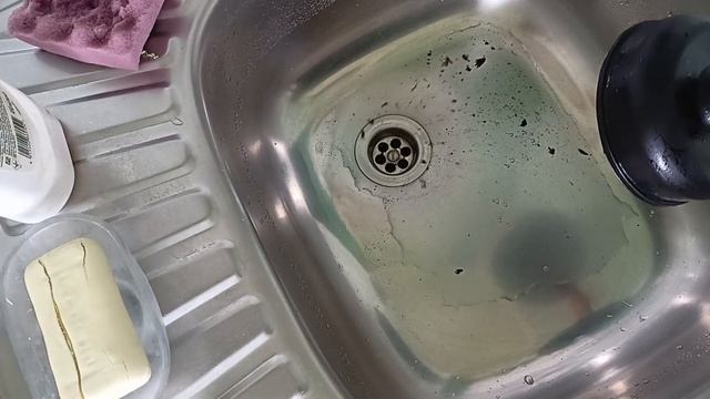 Как прочистить засор в раковине или унитазе. Устранение засоров в домашних условиях по науке.