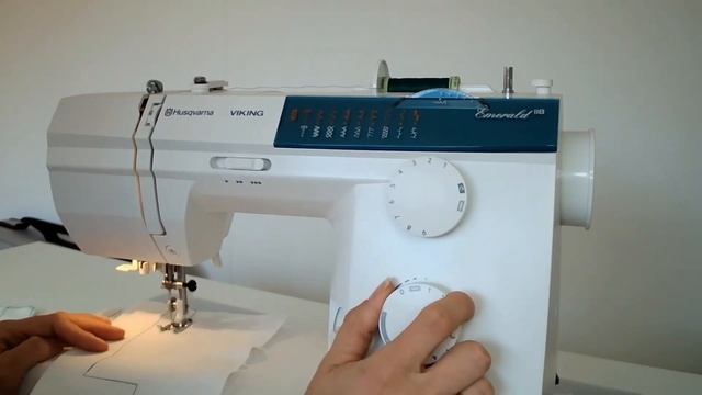 HUSQVARNA® VIKING® EMERALD™ 118