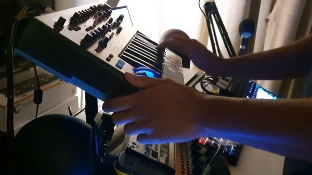 84 // Novation Circuit Tracks + Bass Station II // #novation #circuittracks #bassstation2 смотреть онлайн