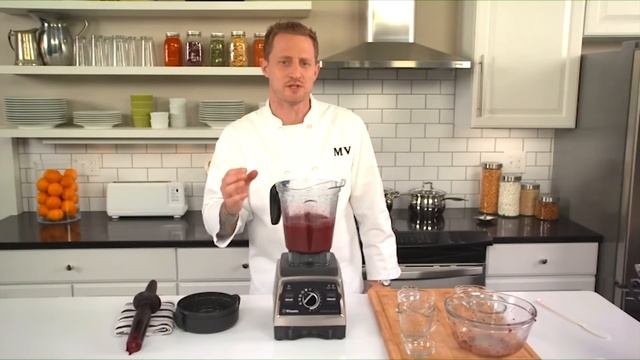 VitaMix Pro 750 Presentation with Professional Chef Michael Voltaggio смотреть онлайн