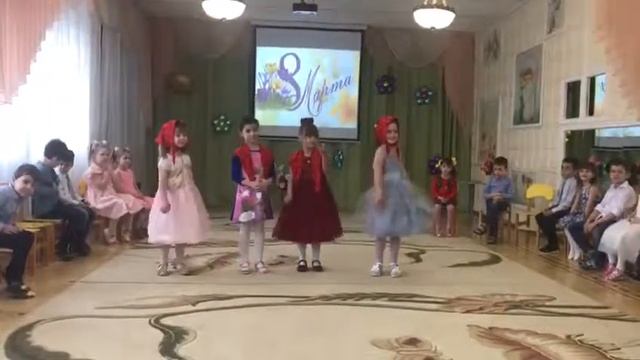 8 марта,частушки,дети. Катюша в сером платьице смотреть онлайн