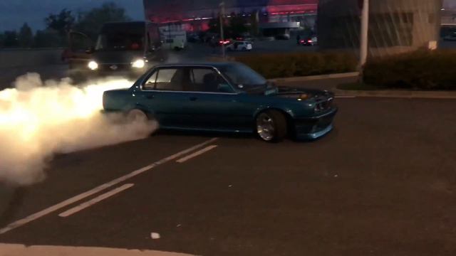 E30 burnout смотреть онлайн
