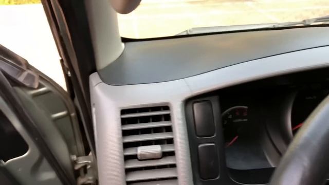 ( Cá mập ) Toyota Hiace 16 chỗ máy dầu, số sàn sản xuất 2010, xe doanh nghiệp FDI sử dụng. смотреть онлайн