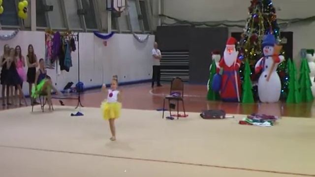 Показательные выступления учащихся Спортивной школы олимпийского резерва №42 смотреть онлайн