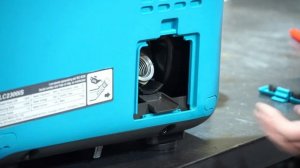 Как слить масло с инверторного генератора? - ПОКАЗАЛИ В ЭТОМ ВИДЕО!