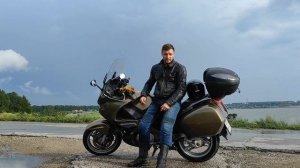 Honda NT700 - младший брат Голды? Почему выбрал именно её.