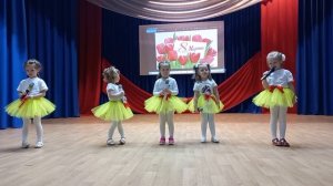 вот какой нарядный детский сад