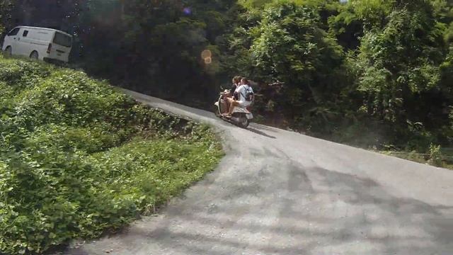 На скутере по Ко Чангу. Едем по острову Koh Chang. Аренда байка на Ко Чанге смотреть онлайн
