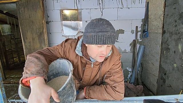 Созрел первый свиной🐷 урожай 2022 || Условия поросятам после отлучки свиноматки смотреть онлайн