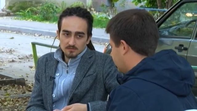 В Питере пить, в Саратове тосковать Художник подарил городу необычную инсталяцию смотреть онлайн