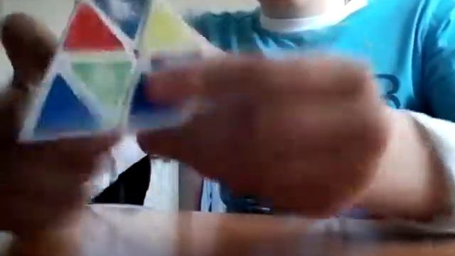 3 головоломки: 3×3, пирамидка, цилиндр смотреть онлайн