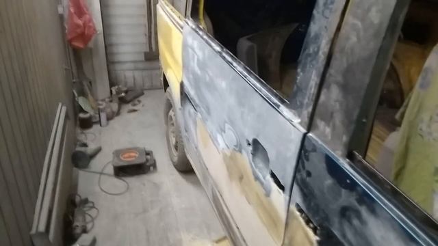 Мерседес Вито Полная покраска кузова Mersedes Vito body paint (ЧАСТЬ 2) смотреть онлайн