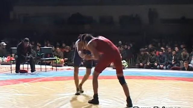 Спорт. Вольная борьба. Чемпионат Кыргызстана-2016. 57 кг 1\8 Ислам Кенешов-Искандар Саттаров смотреть онлайн