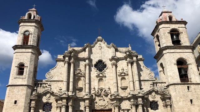 What to do in Old Havana Cuba! | Our food and sightseeing tour of La Habana Vieja смотреть онлайн