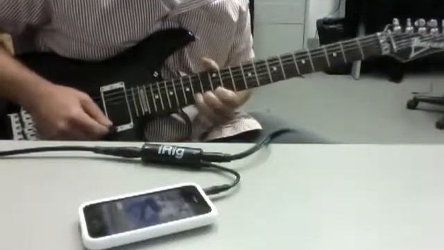 Я играю Joe Satriani с iRig на моем iPhone смотреть онлайн