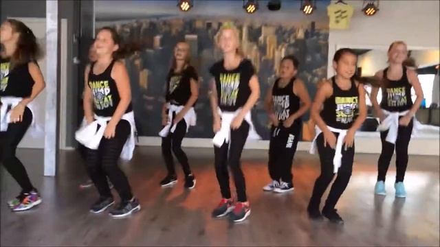 Can't stop the feeling - Justin Timberlake - Kids Easy Fitness Dance Video - Choreography смотреть онлайн