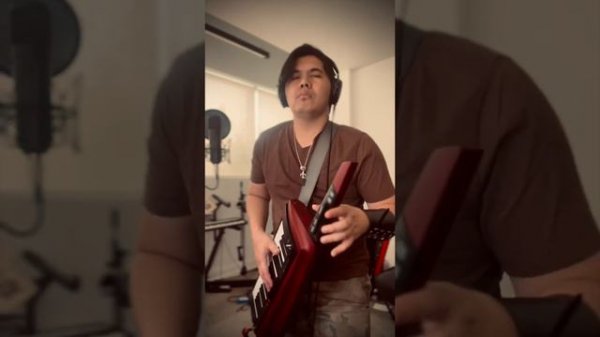 Korg RK-100S2 vs. Roland AX-Edge ft. Immigrant Song - KEYTAR WARS!