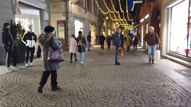 Alba (Italy) - Walking tour смотреть онлайн