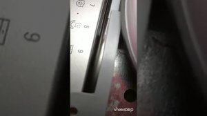 Hotpoint-Ariston протекает в правом верхнем углу