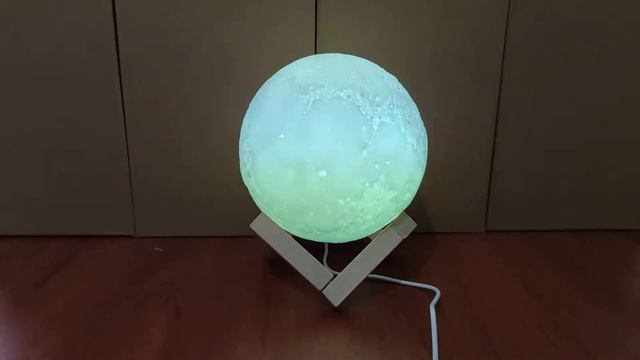 Luna 3D lámpara 3D Moon Lamp смотреть онлайн