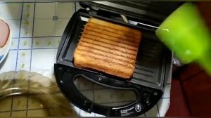 Сэндвичи с ветчиной и сыром в мультипекаре REDMOND/Быстрый завтрак за 5 минут