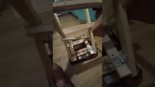 Ремонт табуретки.mp4 смотреть онлайн