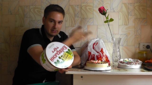 КИЕВСКИЙ ТОРТ ? ROSHEN ПРОТИВ ФИЛИ БЕЙКЕР / МОСКОВСКИЙ ТОРТ VS КИЕВСКОГО смотреть онлайн