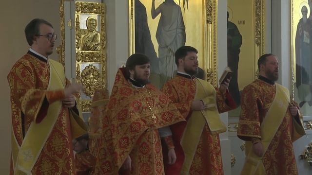 Трансляция богослужения в Воскресенском кафедральном соборе города Вологды смотреть онлайн